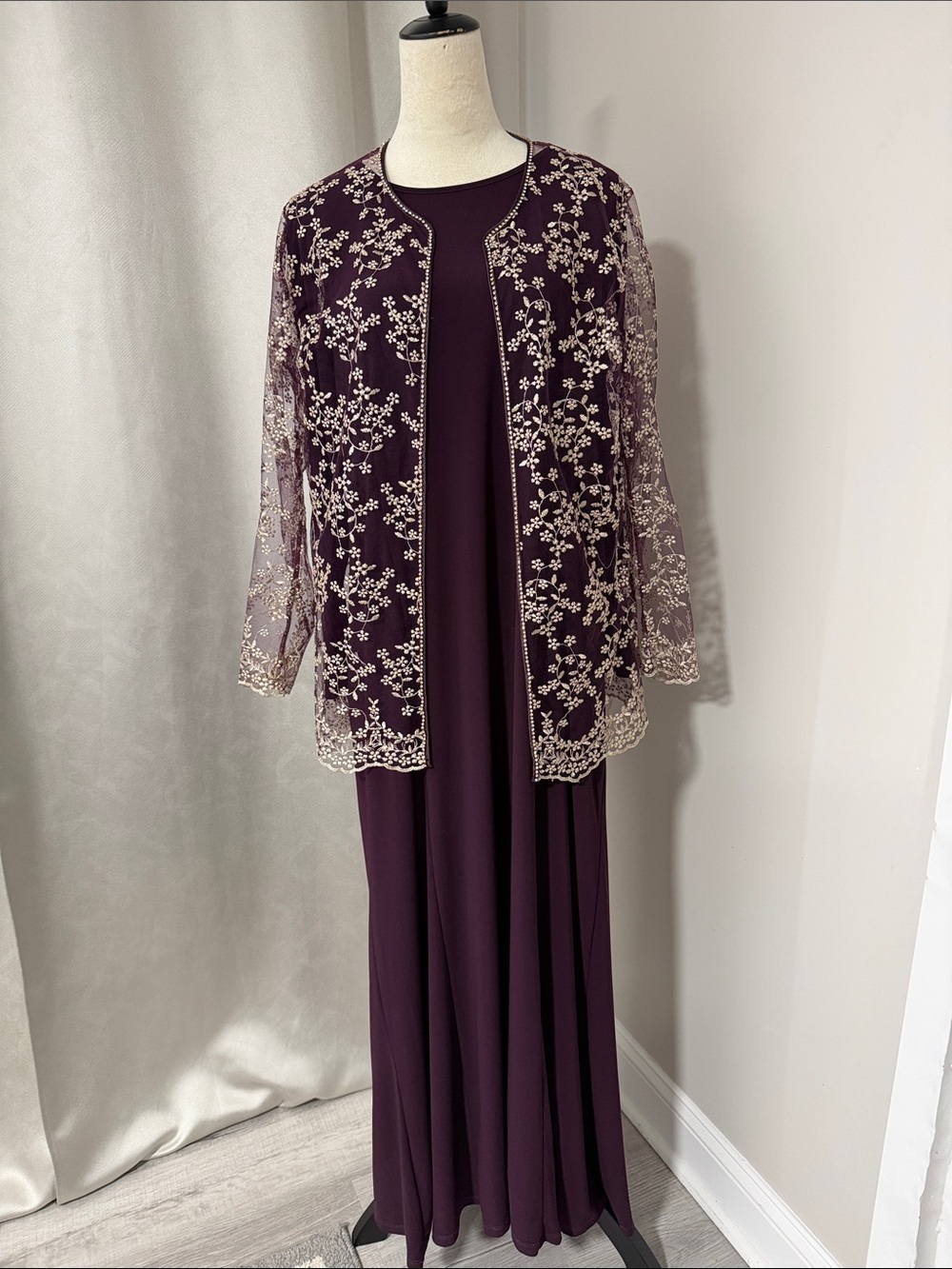 Elegant Plum Floral Lace Jacket Dress Set